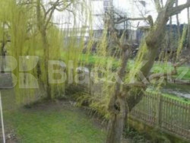 			BRAND NEW REFURB!!!, 2 Bedroom, 1 bath, 1 reception Apartment			 Hollam house, HORNSEY N8